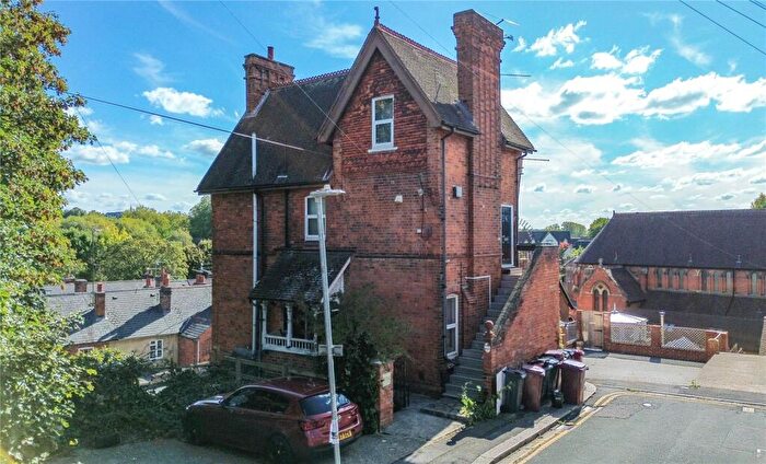 1 Bedroom Apartment For Sale In Dover Street, Reading, Berkshire, RG1