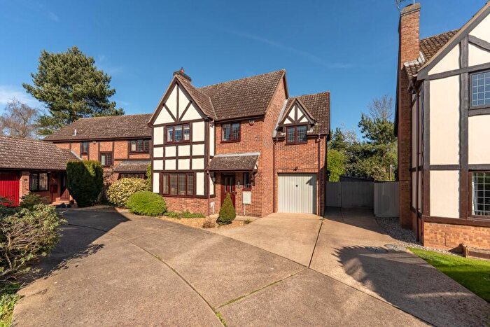 4 Bedroom Detached House For Sale In Padgetts Close, Warboys, Huntingdon, Cambridgeshire, PE28