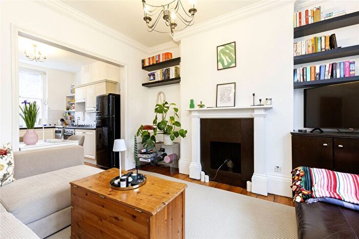 2 Bedroom Flat To Rent In Pentonville Road, London, N1