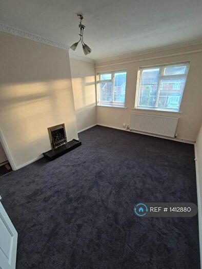 1 Bedroom Flat To Rent In Lannacombe Road, Birmingham, B31