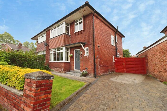 3 Bedroom Semi-Detached House For Sale In Roland Avenue, Bebington, CH63