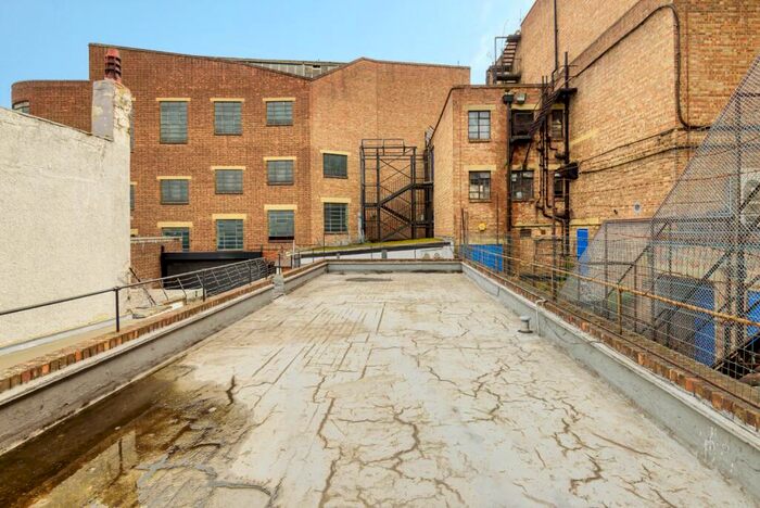 1 Bedroom Flat To Rent In Woolwich High Street London, SE18