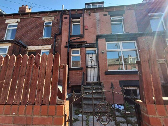 2 Bedroom Terraced House To Rent In Broughton Avenue, Leeds, LS9