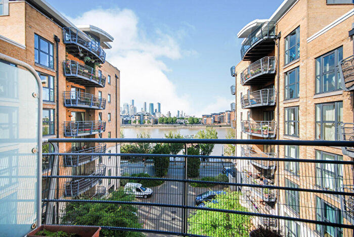 2 Bedroom Apartment To Rent In Thistley Court, Glaisher Street, SE8