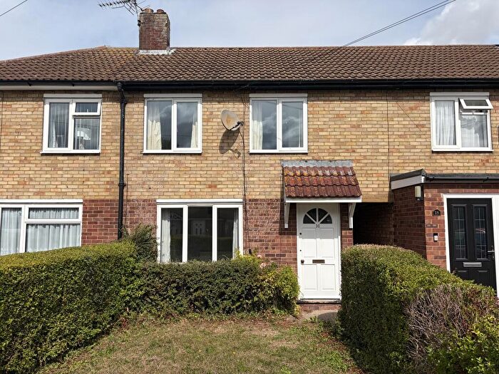 3 Bedroom Terraced House To Rent In Elm Walk, Royston, SG8