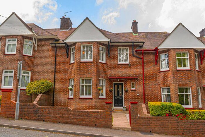 4 Bedroom Terraced House For Sale In Beechwood Road, Newport, NP19