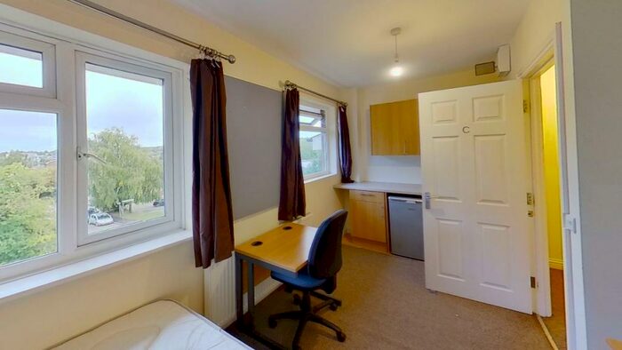 Studio To Rent In Guildford Park Avenue, Guildford, GU2