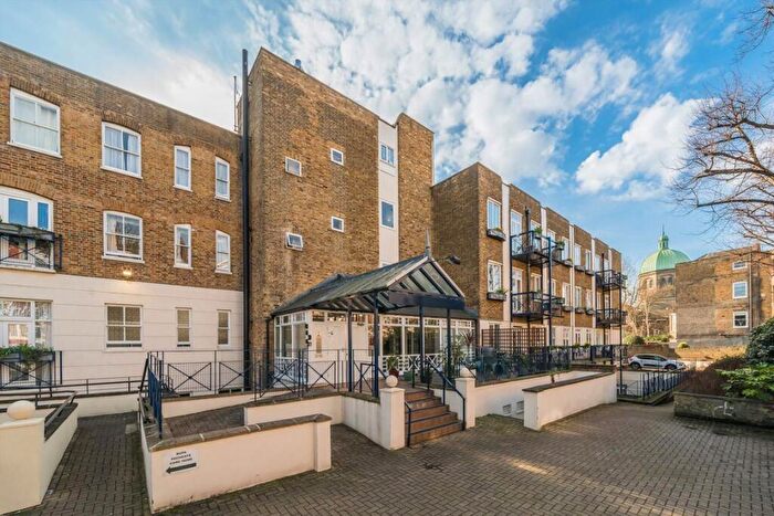 1 Bedroom Flat For Sale In Hornsey Lane, Highgate, N6
