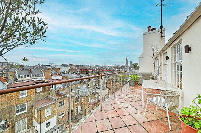 2 Bedroom Flat For Sale In Cornwall Gardens, London, SW7