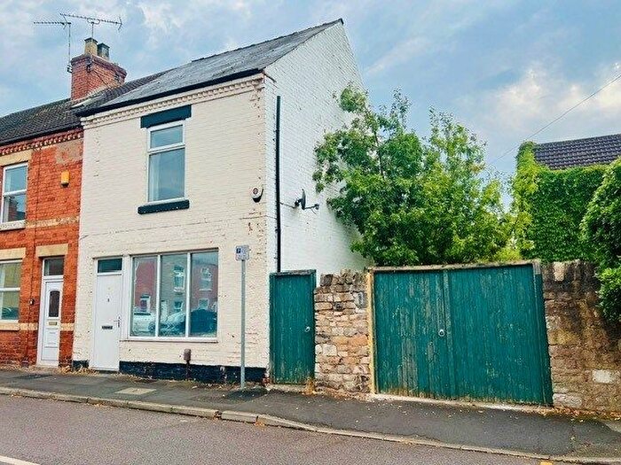 3 Bedroom End Of Terrace House To Rent In Portland Street, Worksop, S80