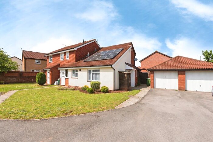 1 Bedroom Semi-Detached Bungalow For Sale In Long Beach Road, Longwell Green, Bristol, BS30