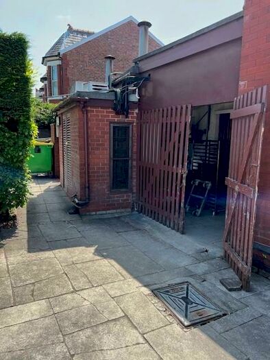 Commercial Property To Rent In Oak Street, Southport, PR8