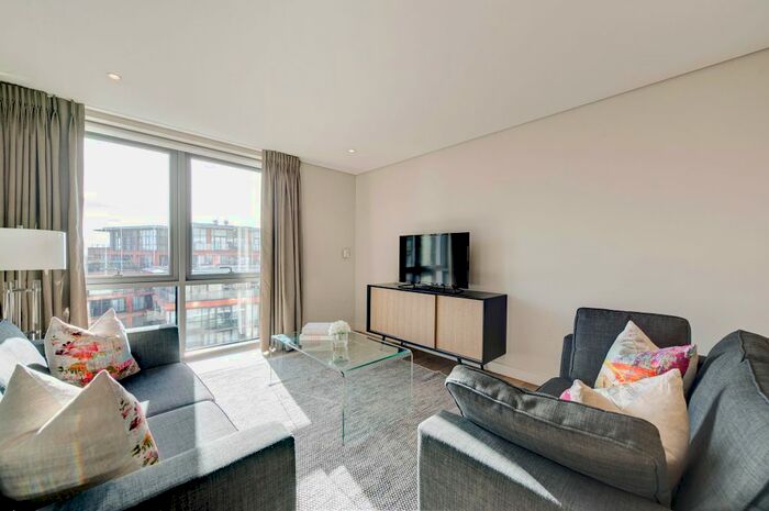 3 Bedroom Flat To Rent In Merchant Square East, London, W2
