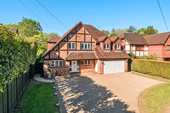 5 Bedroom Detached House For Sale In Fulmer Drive, Gerrards Cross, SL9