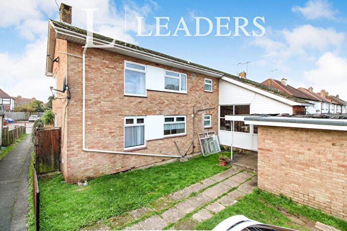 2 Bedroom Apartment To Rent In Chichester Road, PO21