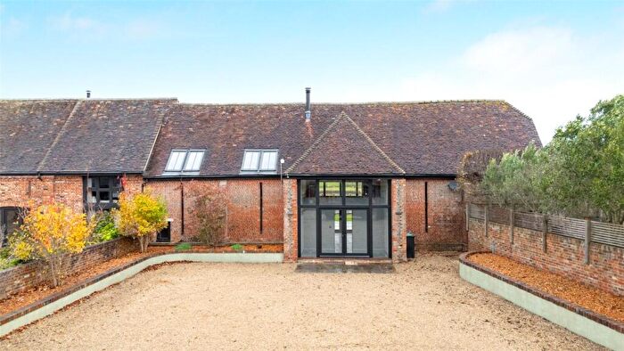 4 Bedroom Barn Conversion To Rent In Knowlton, Wimborne, Dorset, BH21