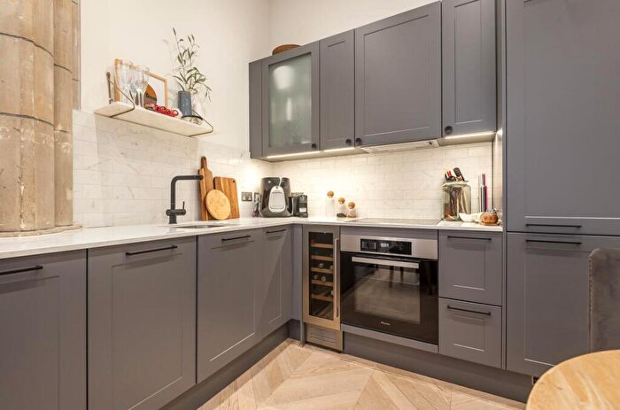 1 Bedroom Flat To Rent In Holden Road, Woodside Park, N12