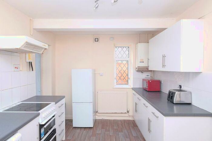 5 Bedroom Semi-Detached House To Rent In The Avenue, Brighton, BN2