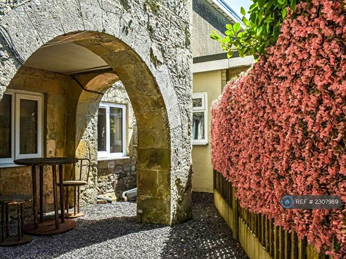 3 Bedroom Flat To Rent In Rectory Rd, Ventnor, PO38