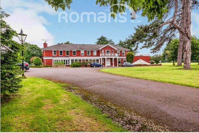 5 Bedroom Maisonette To Rent In St. Georges Farm, SL4