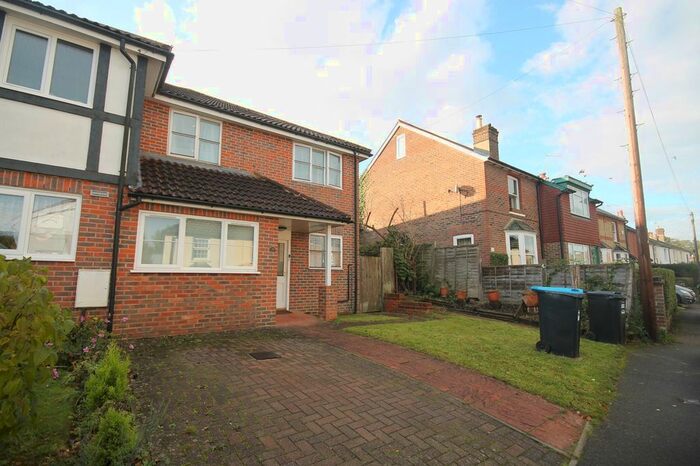 3 Bedroom End Of Terrace House To Rent In Crescent Road, Bletchingley, Redhill RH1