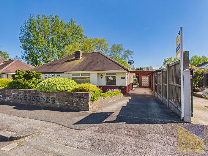 2 Bedroom Bungalow For Sale In Ashton Close, Ashton-On-Ribble, Preston, PR2