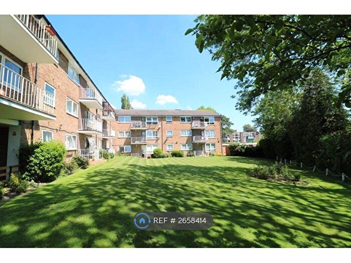 2 Bedroom Flat To Rent In Gleneagles, Stanmore, HA7