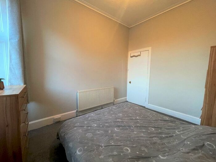 1 Bedroom Flat To Rent In Roslea Drive, Glasgow, G31