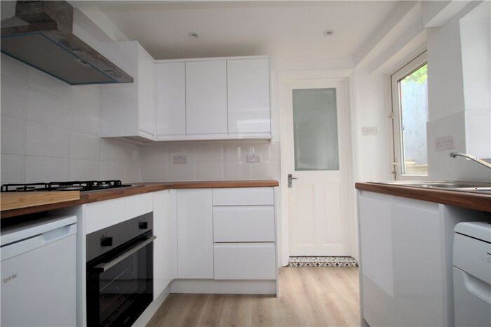 1 Bedroom Flat To Rent In Queen Mary Road, London, SE19