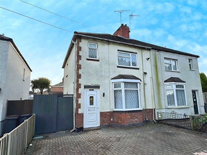 3 Bedroom Semi-Detached House To Rent In Bulkington Road, Bedworth, Warwickshire, CV12