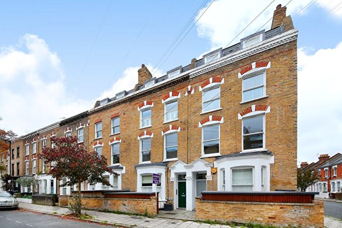 2 Bedroom Flat For Sale In Concanon Road, Brixton, SW2