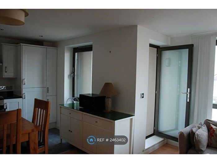 2 Bedroom Flat To Rent In Crediton Road, London, E16