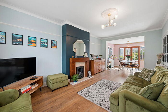 3 Bedroom Semi-Detached House For Sale In Mill Lane, Reddish, Stockport, SK5