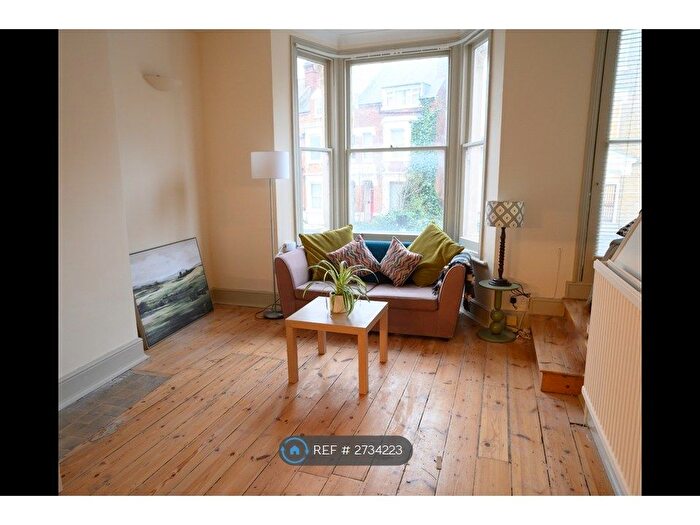 2 Bedroom Flat To Rent In Mill Lane, London, NW6