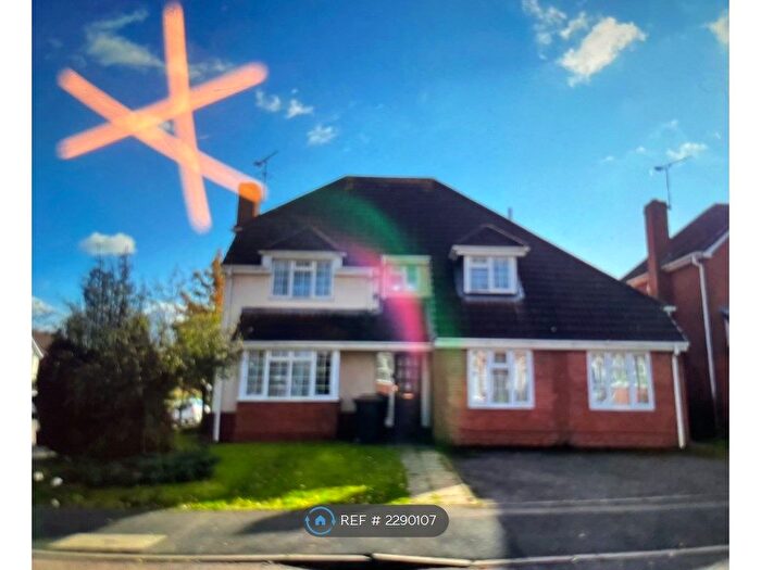 5 Bedroom Detached House To Rent In Lyttleton Close, Binley, Coventry, CV3