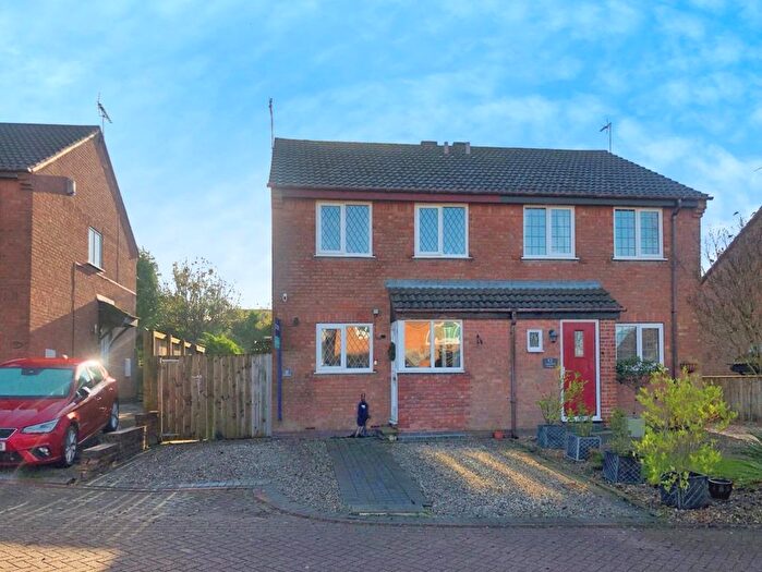 3 Bedroom Semi-Detached House For Sale In Ellerburn Drive, Bridlington, East Riding Of Yorkshire, YO16