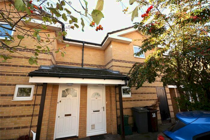 2 Bedroom Maisonette To Rent In Boswells Drive, Chelmsford, CM2
