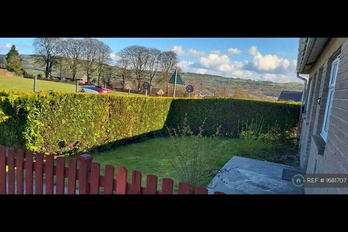2 Bedroom Bungalow To Rent In Maesyderi, Lampeter, SA48