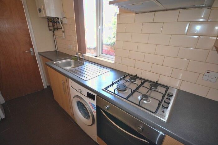 3 Bedroom Property To Rent In Welford Road, Knighton Fields, Leicester LE2
