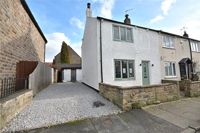 2 Bedroom Semi Detached House For Sale In The Boyle, Barwick In Elmet, Leeds, West Yorkshire, LS15