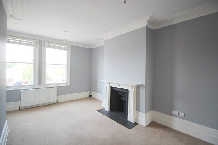 1 Bedroom Flat To Rent In St Johns Hill, Sevenoaks, TN13