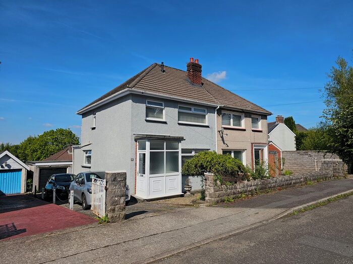 3 Bedroom Semi-Detached House To Rent In New Road, Swansea, SA2