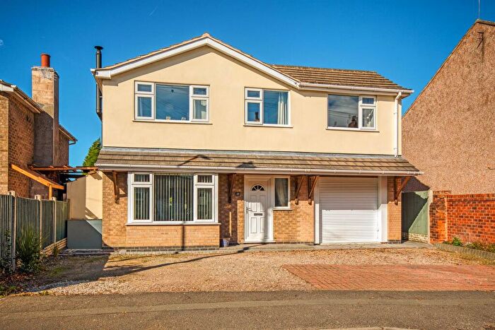 4 Bedroom Detached House For Sale In South Street, Riddings, Alfreton, DE55