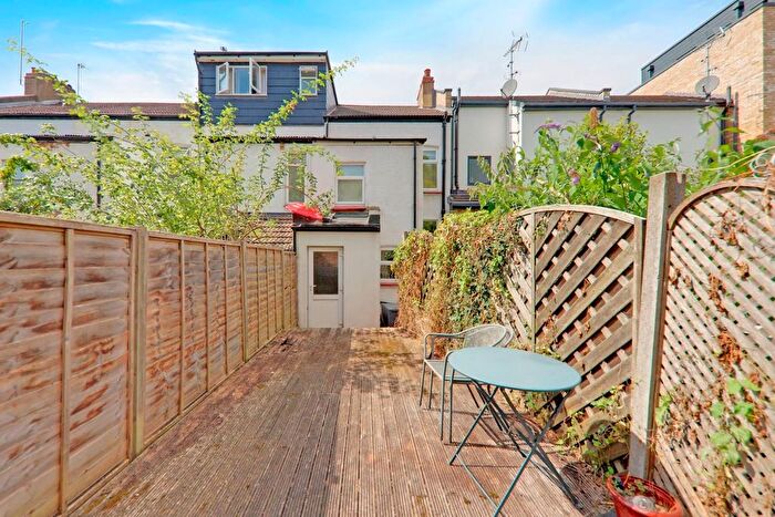 2 Bedroom End Of Terrace House For Sale In Knighton Park Road, London, SE26
