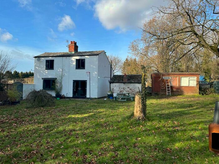3 Bedroom Detached House For Sale In White House, Cleatham Road, Kirton Lindsey, Gainsborough, Lincolnshire, DN21