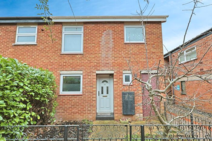 3 Bedroom End Terrace House For Sale In Langley Walk, Norwich, NR2