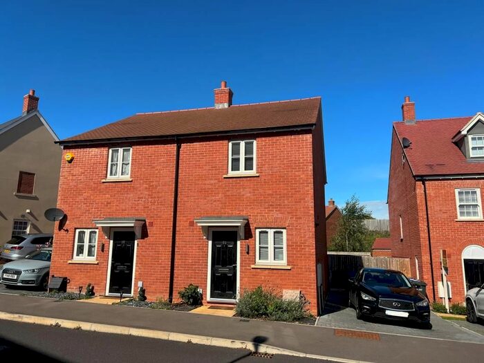2 Bedroom Semi-Detached House To Rent In Banbury, Oxfordshire, OX16