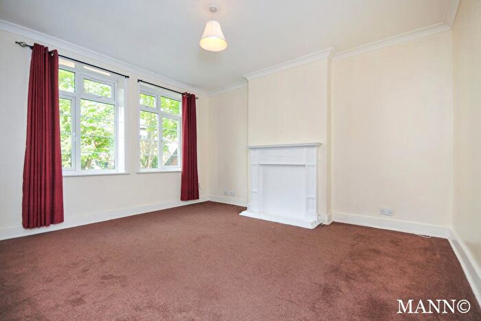 2 Bedroom Flat To Rent In Glynwood Court, Dartmouth Road, Forest Hill, SE23