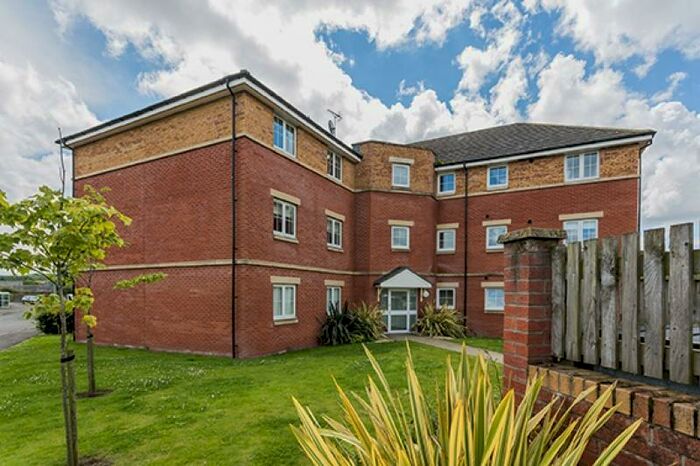 2 Bedroom Flat To Rent In Leighton Court, Cambuslang, G72