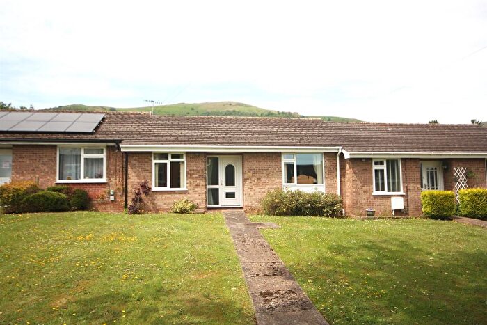 2 Bedroom Terraced Bungalow For Sale In St. Andrews Road, Malvern, Worcestershire, WR14